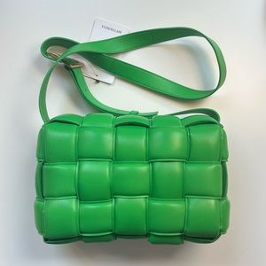 NWT Bottega Veneta Padded Cassette in Parakeet Green